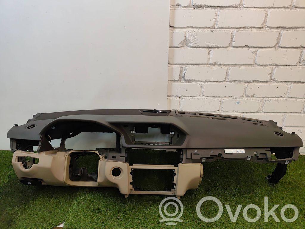 Mercedes-Benz E W212 Bord 