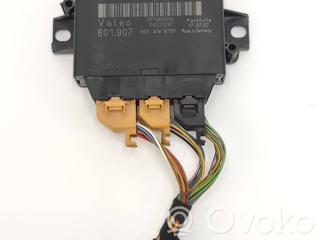 Audi A8 S8 D3 4E Pysäköintitutkan (PCD) ohjainlaite/moduuli 