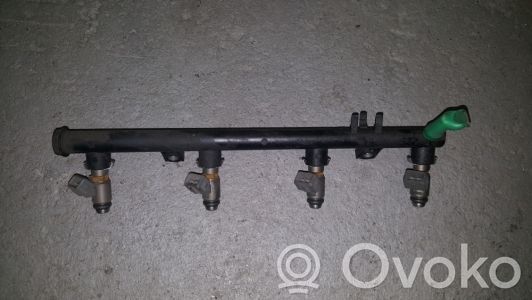 Renault Vel Satis Inyector de combustible 