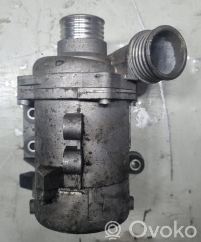 BMW 3 E90 E91 Water pump 