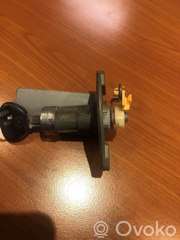 Mazda 323 Lock set 