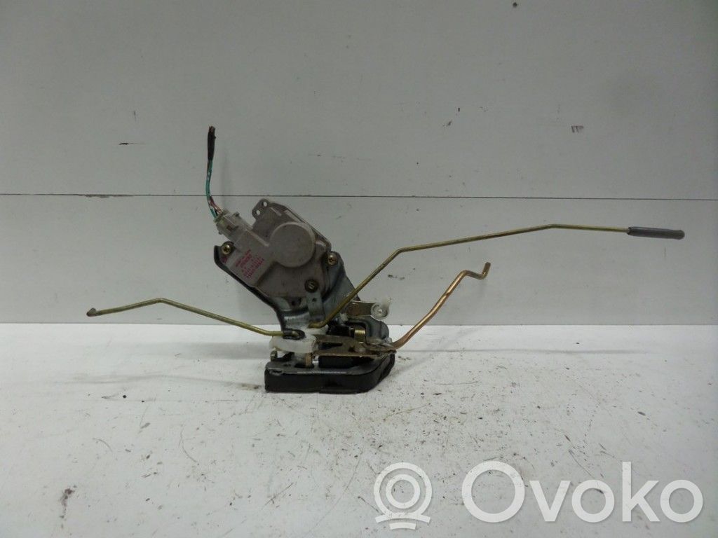 Línea de cable puerta delantera