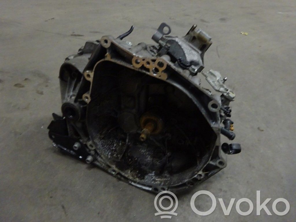 Citroen C4 Grand Picasso Cutie viteze manuală cu 6 trepte 