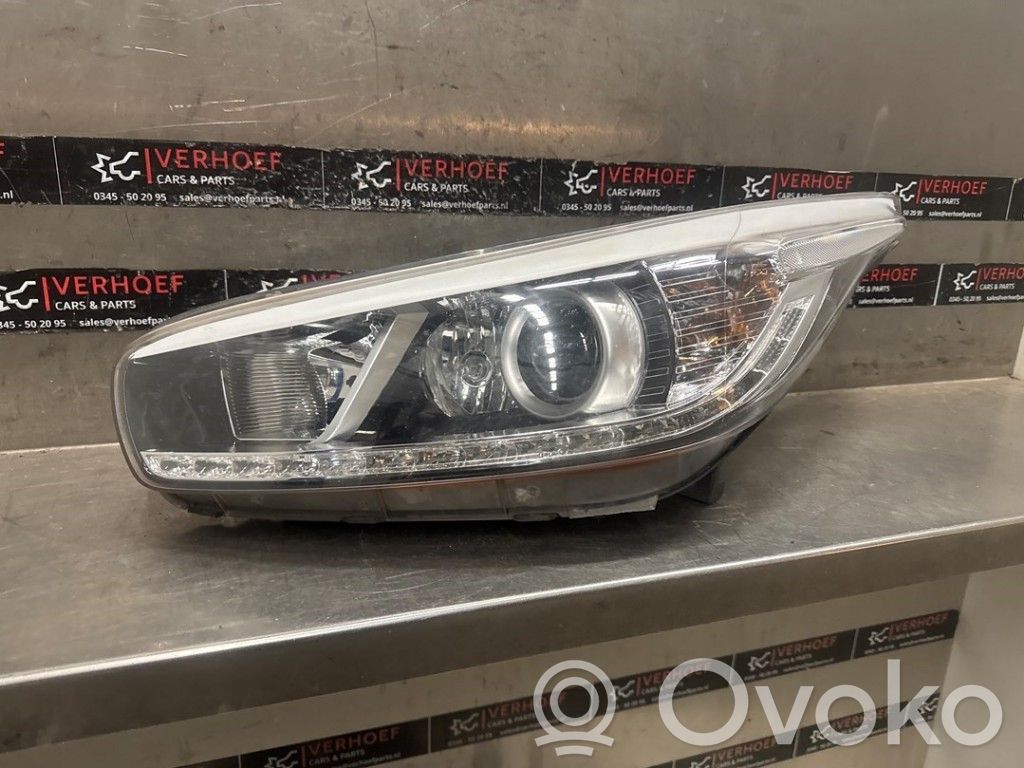 KIA Pro Cee'd II Headlight/headlamp 