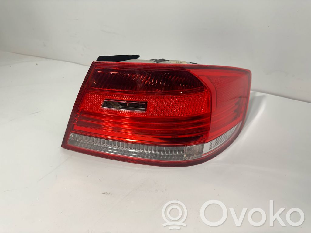 Rear/tail lights   480022R