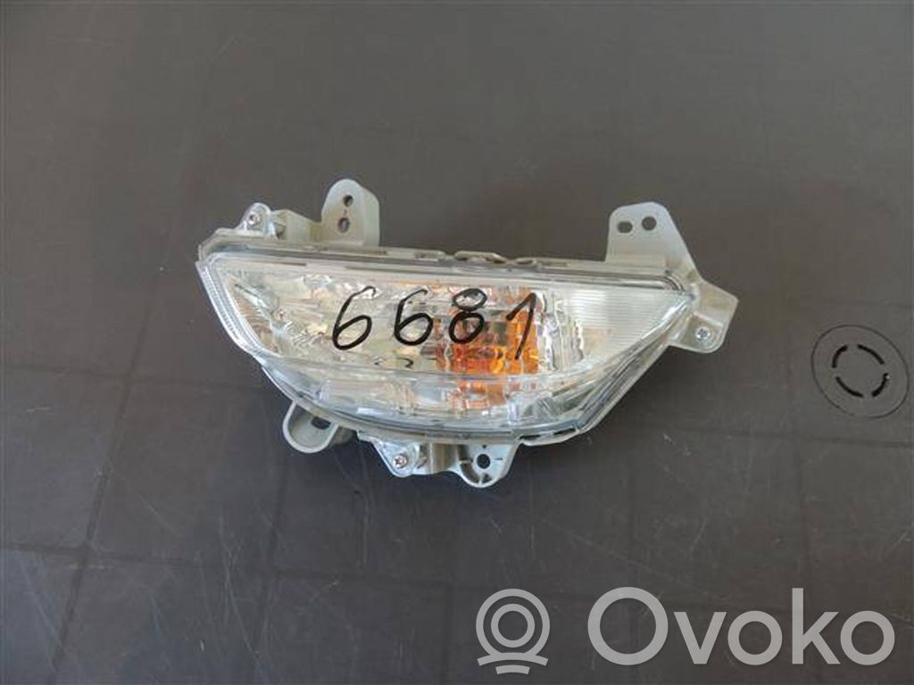 Mazda 3 II Front indicator light 