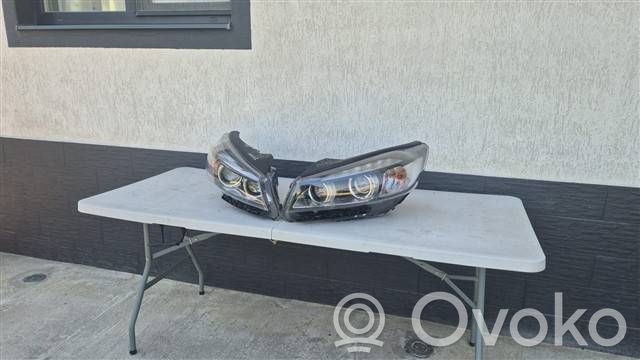 KIA Sorento Scheinwerfer 