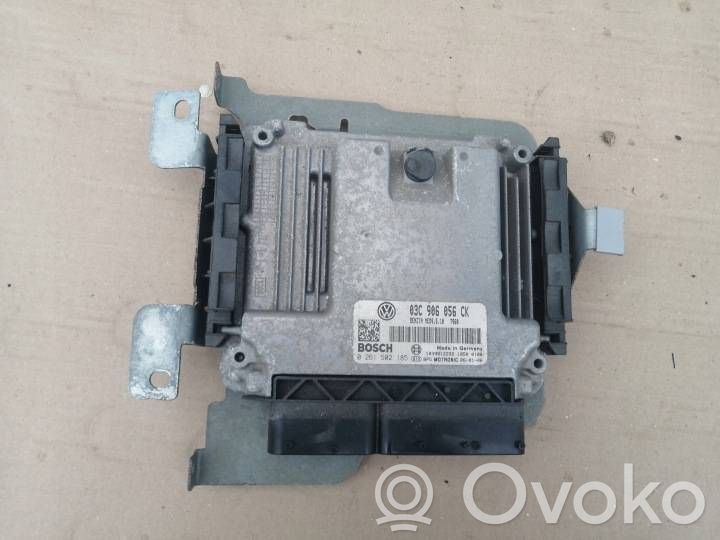 Volkswagen Golf Plus Engine control unit/module 
