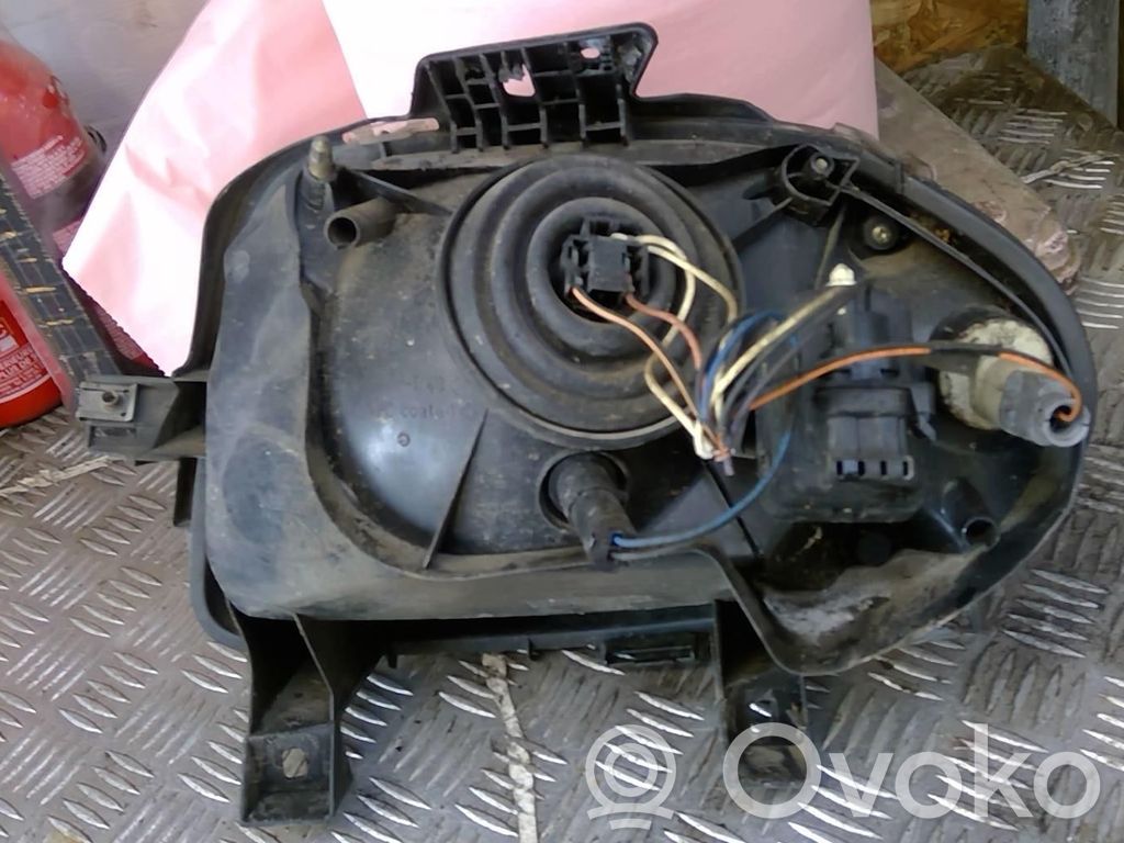 Scheinwerfer   7701051770