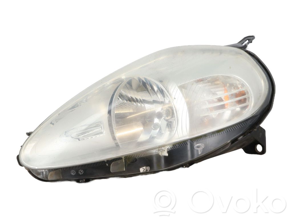 Fiat Grande Punto Faro/fanale 