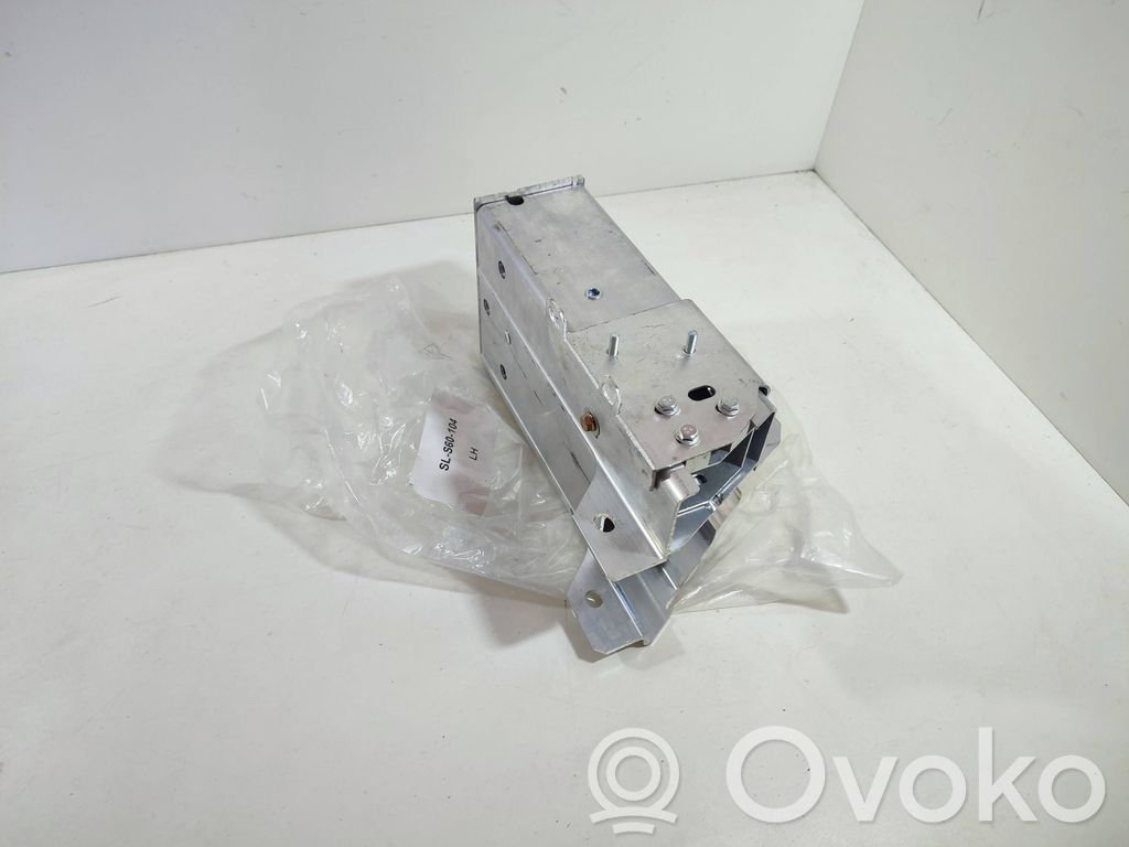 Volvo V60 Front bumper shock/impact absorber 