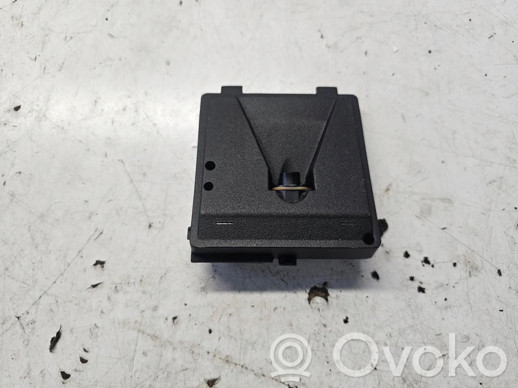 Windshield/windscreen camera   23179697