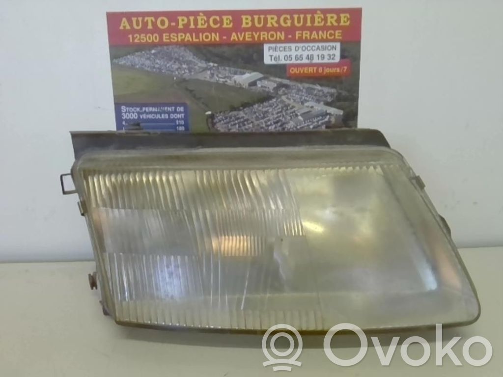 Volkswagen PASSAT B5 Lampa przednia 
