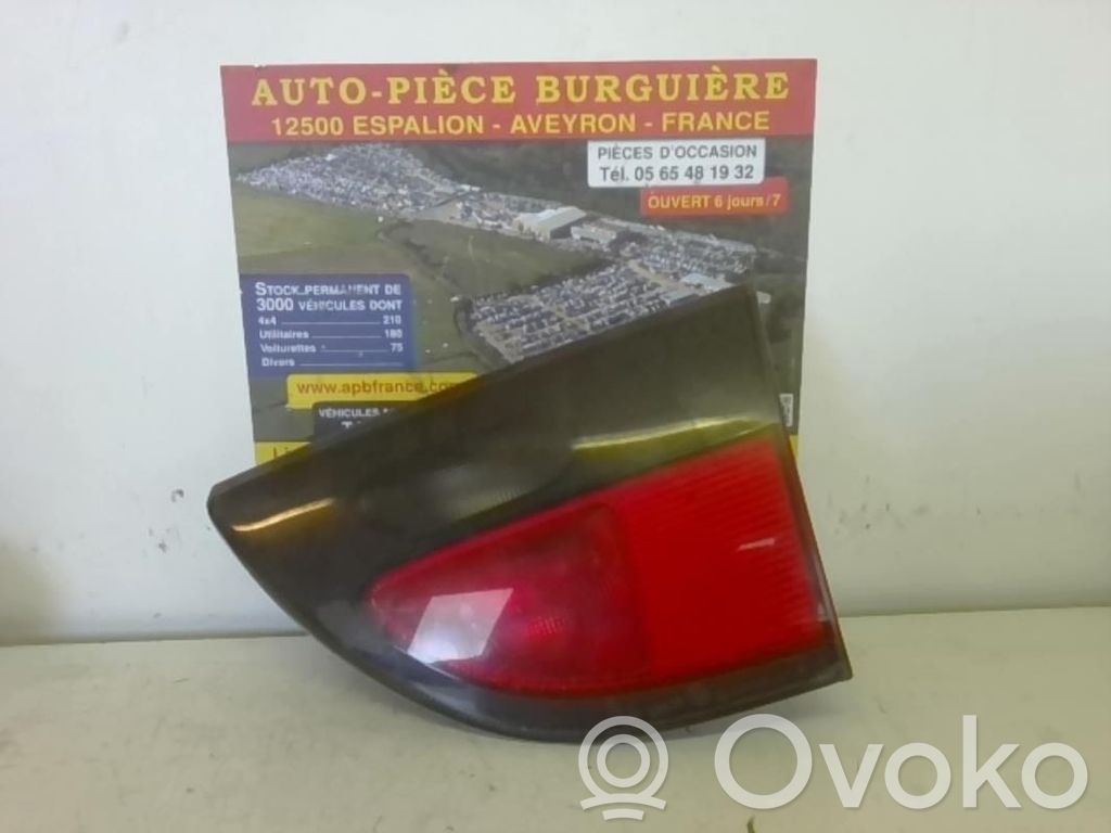 Renault Megane I Lampy tylnej klapy bagażnika 