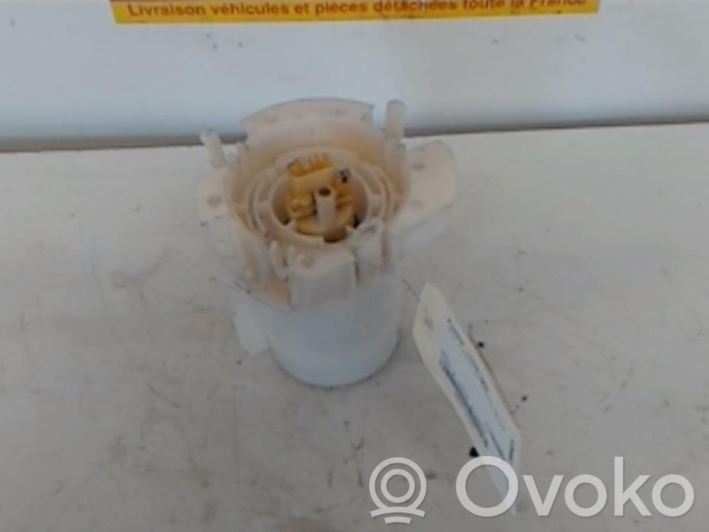 Opel Tigra B Bomba interna de combustible 