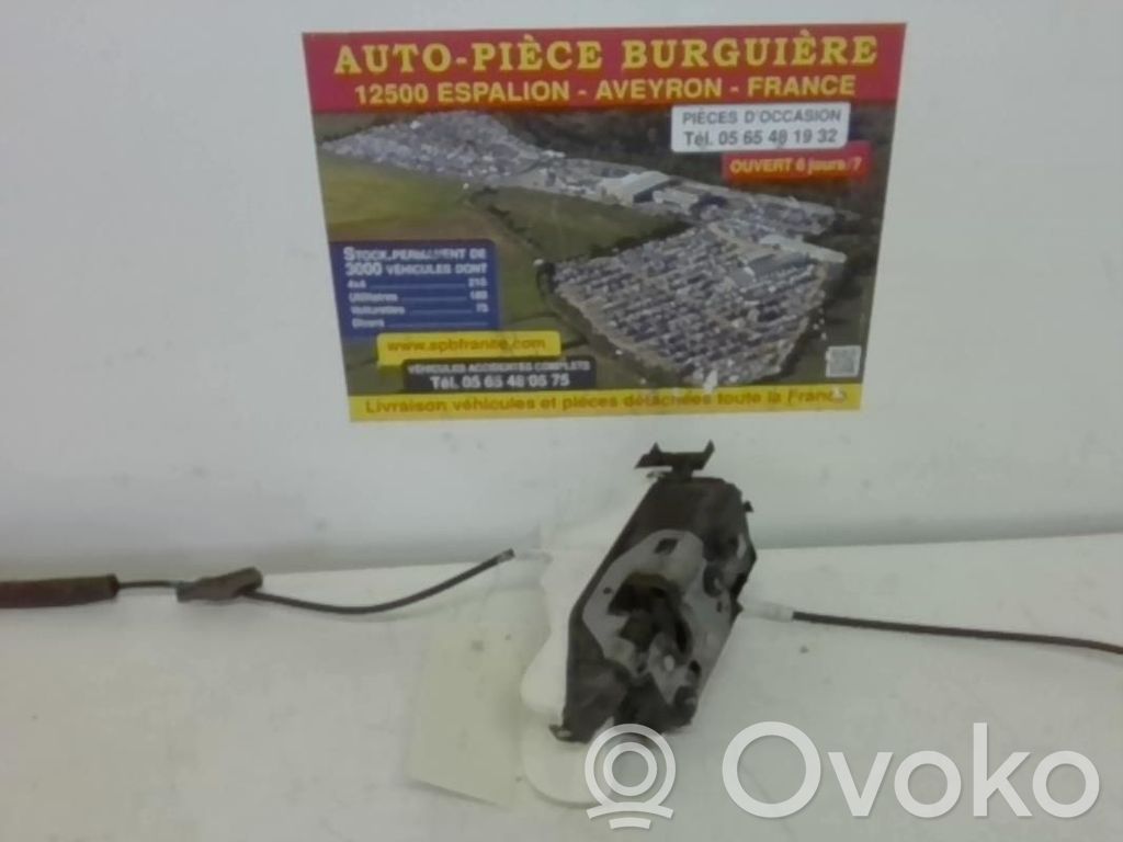 Citroen C3 Priekšpusē slēdzene 