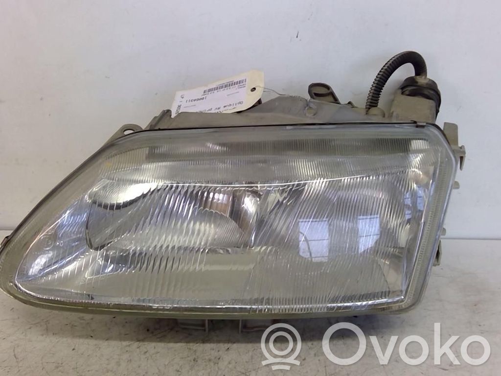 Renault Espace III Lampa przednia 