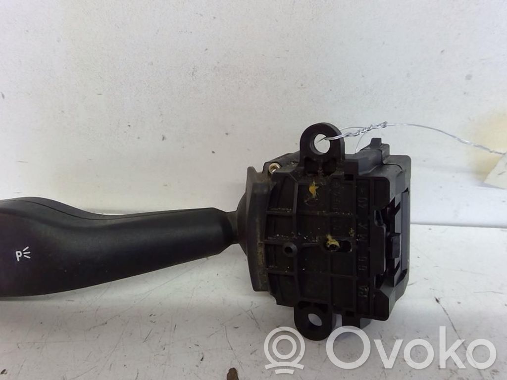 BMW X3 E83 Palanca de intermitentes 