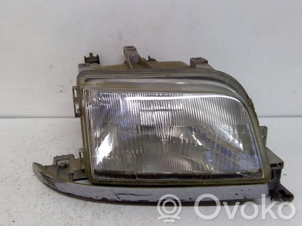 Renault Clio I Headlight/headlamp 