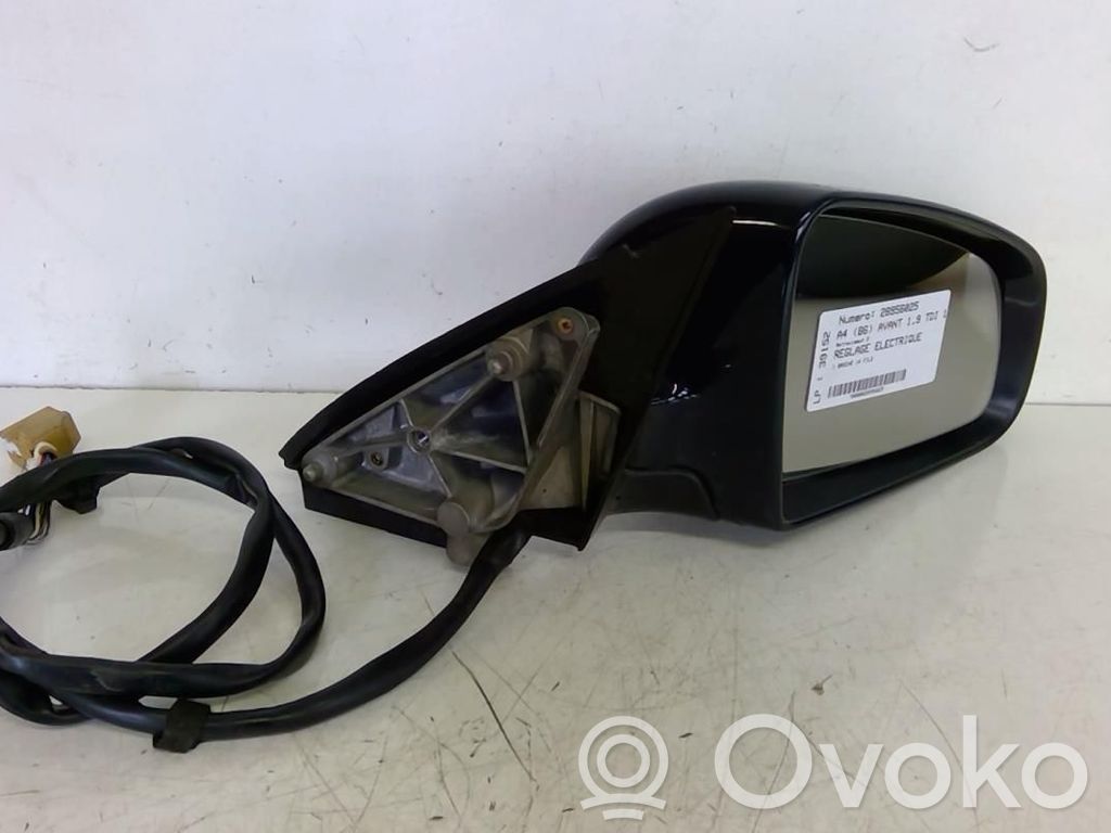 Audi A4 S4 B6 8E 8H Manualne lusterko boczne drzwi przednich 