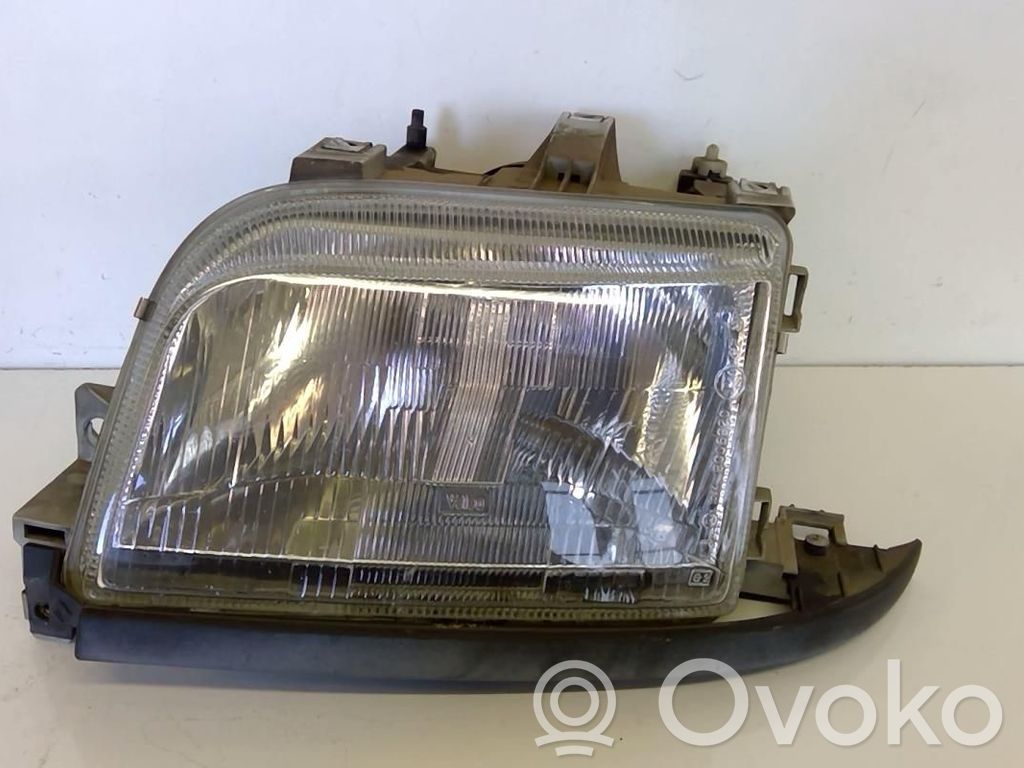 Renault Clio I Headlight/headlamp 