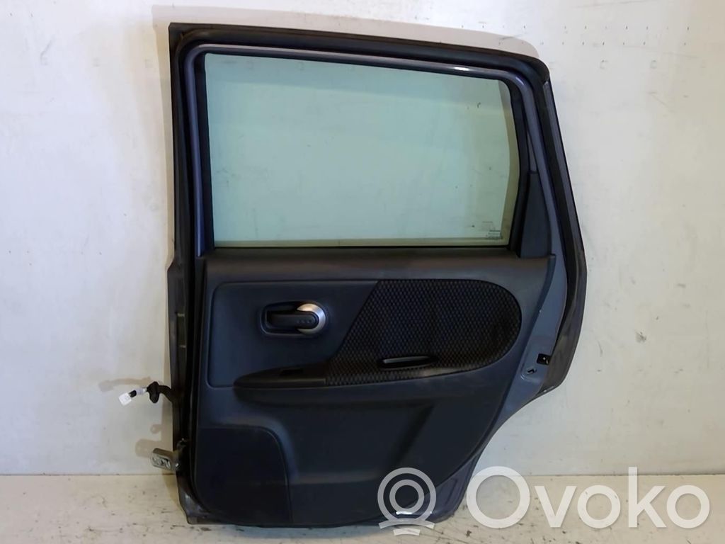 Nissan Note (E11) Puerta trasera 