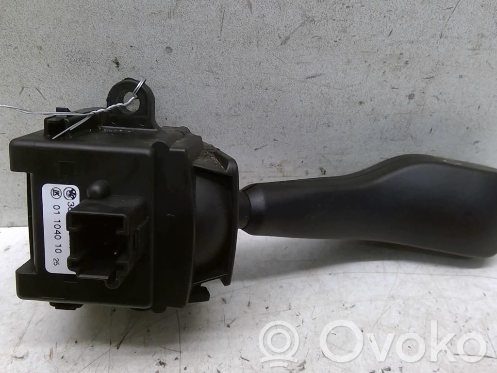 BMW X3 E83 Leva indicatori 