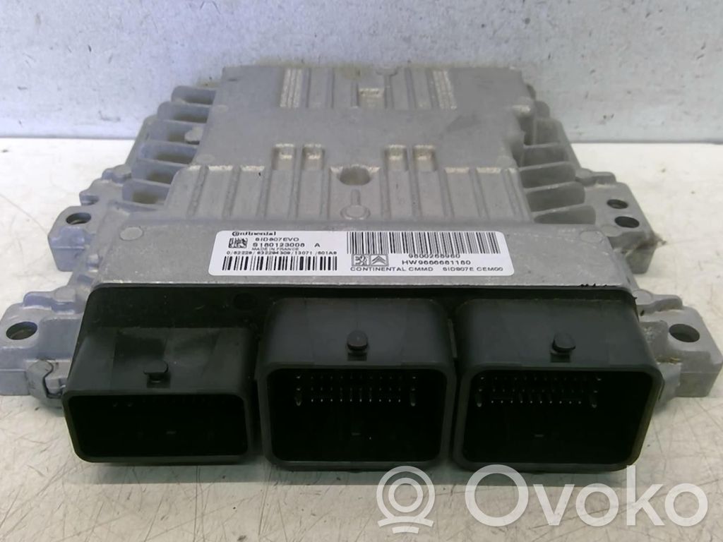 Peugeot 308 Engine control unit/module 