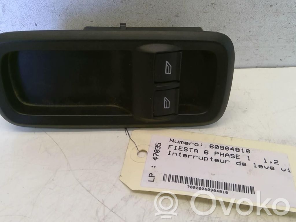 Electric window control switch   1547740