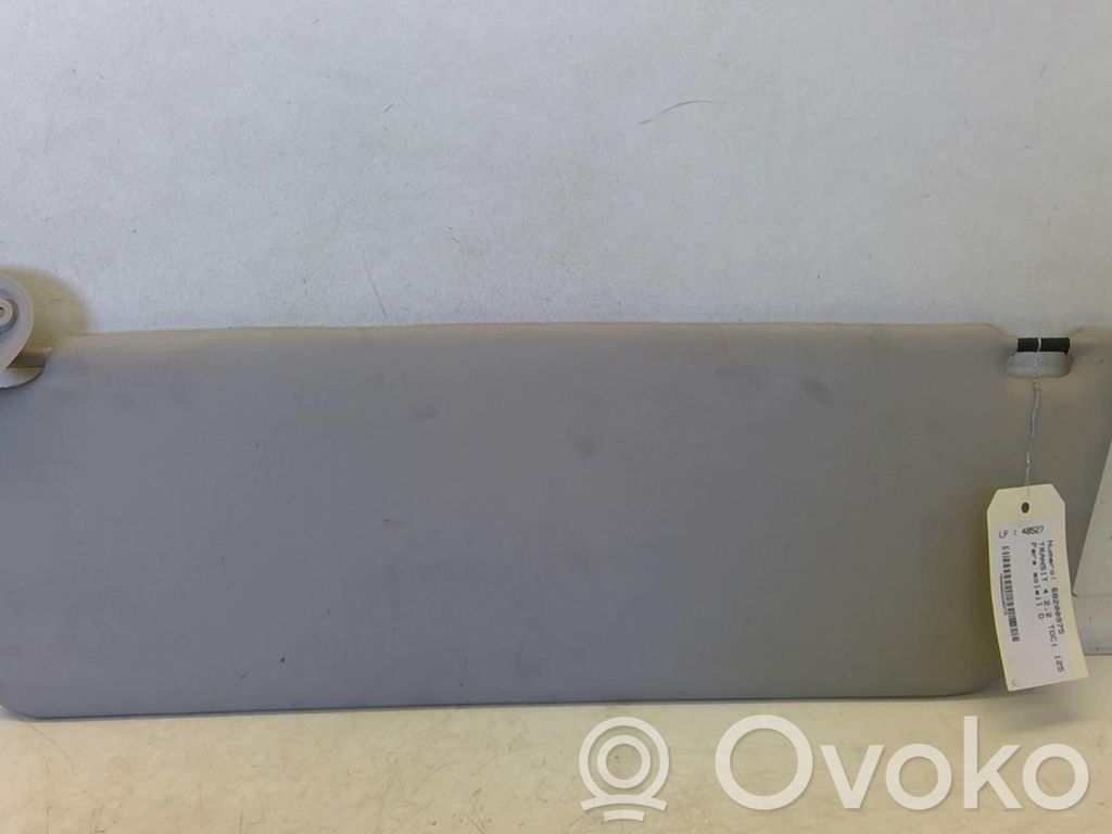 Sun visor   1752958