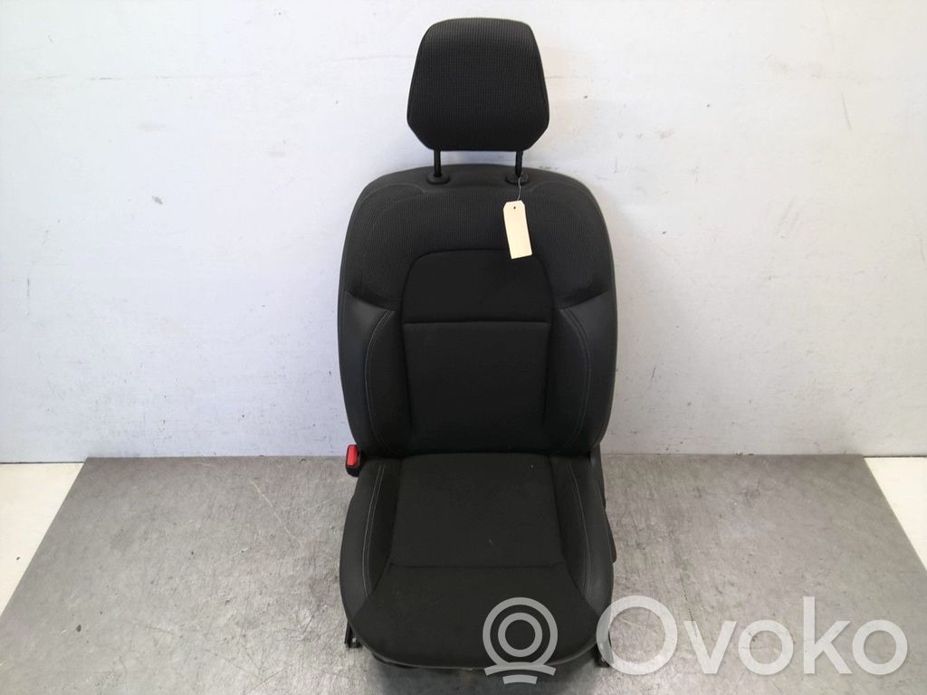 Renault Express Kuljettajan istuin 