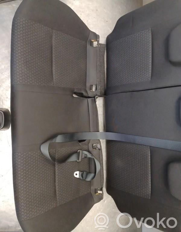 Suzuki Swift III Set interni 