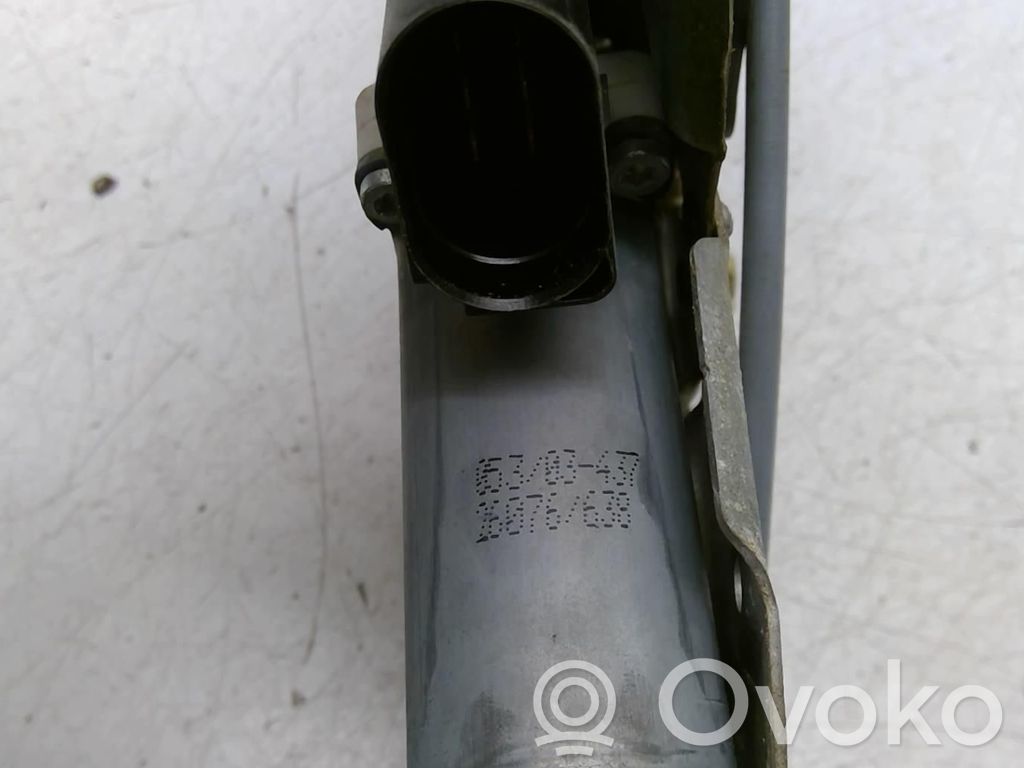 BMW 6 E63 E64 Regulador de puerta delantera con motor 