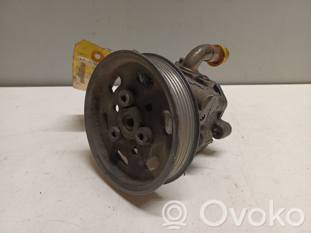 Volkswagen Golf IV Pompa wspomagania 
