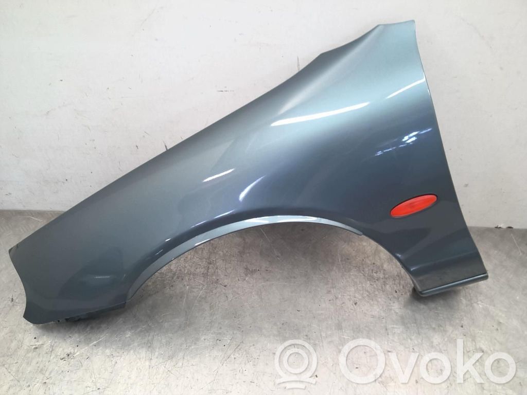 Ford Mondeo MK II Guardabarro 