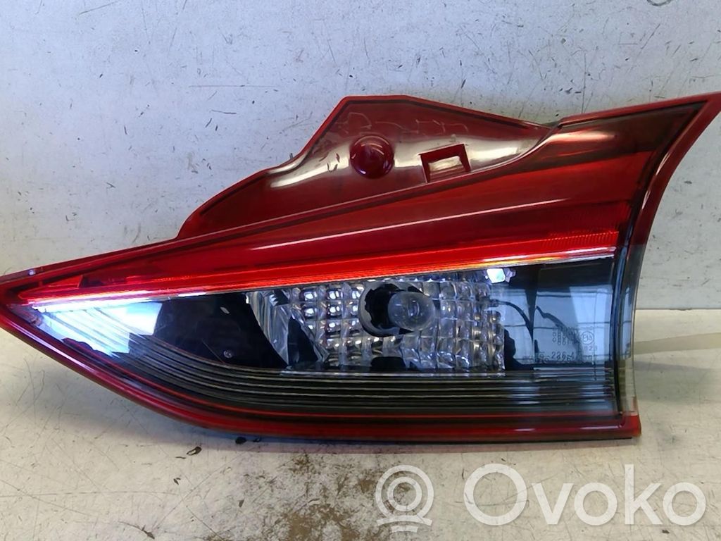Mazda 6 Takaluukun takavalot 