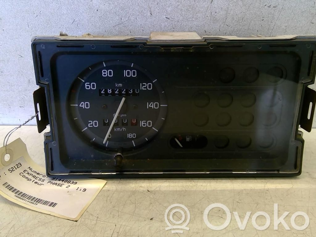 Speedometer (instrument cluster)   7700308066