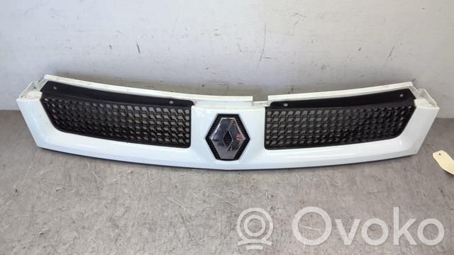 Front grill   7701470810
