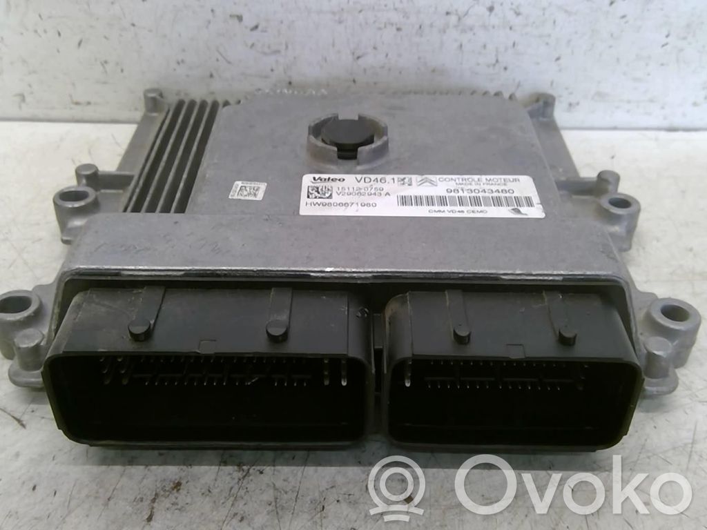 Citroen C3 Picasso Engine control unit/module 