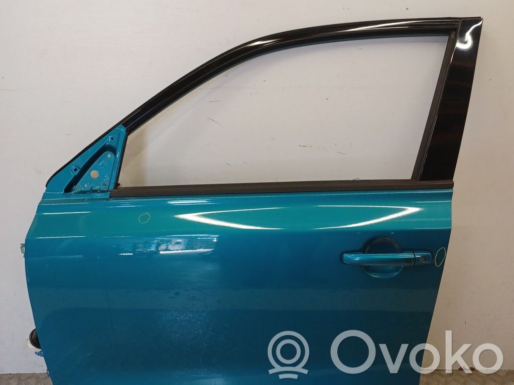 Suzuki Vitara (LY) Puerta delantera 