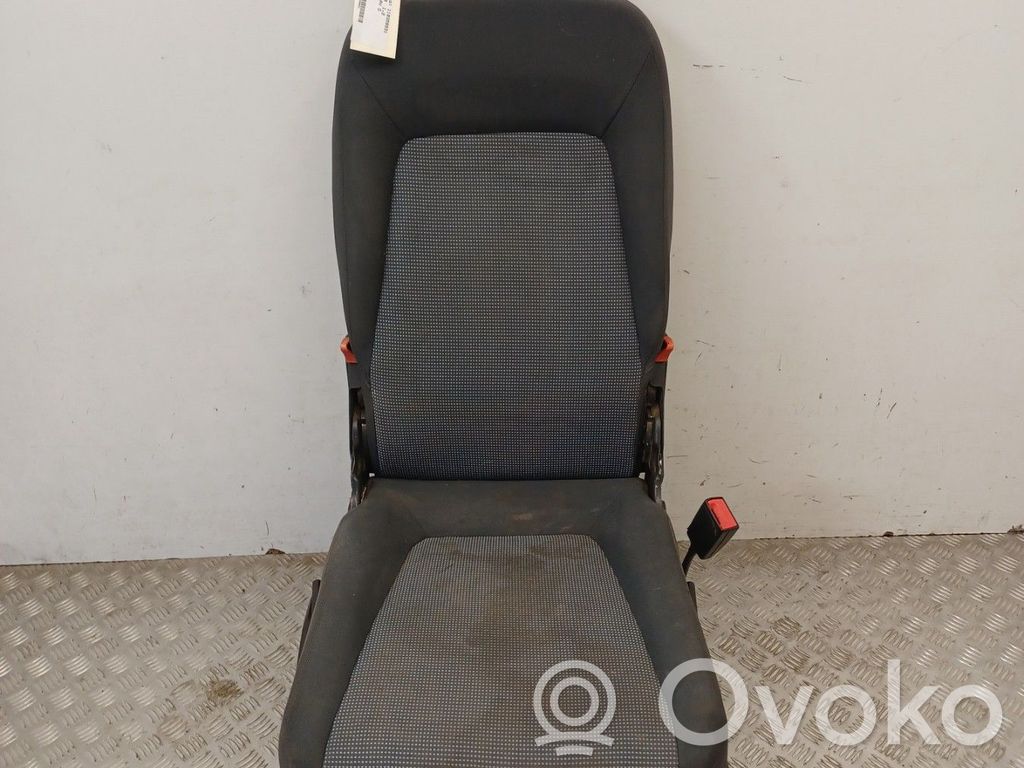 Peugeot Bipper Etumatkustajan istuin 
