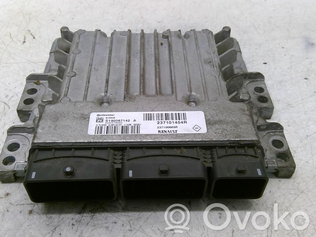 Renault Megane III Unitate/modul de control motor 