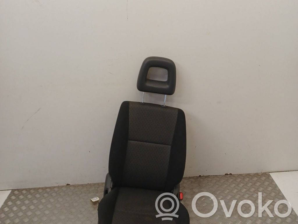 Fotel przedni pasażera   8538076JA1DKB