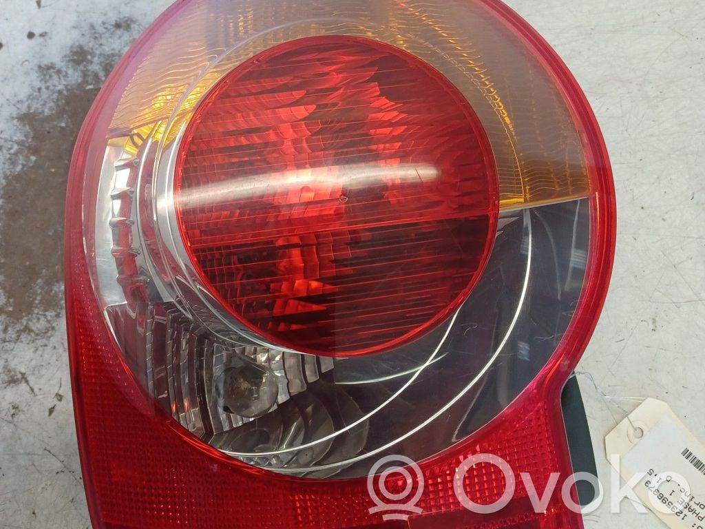 Rear/tail lights   8200538785