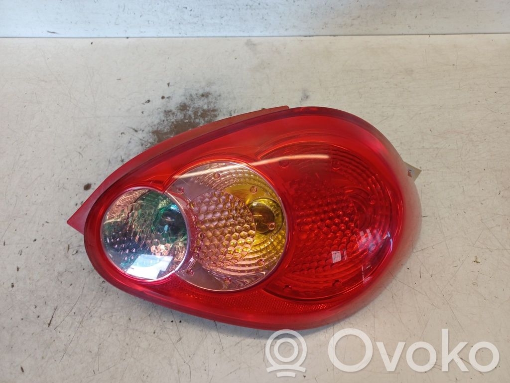 Toyota Aygo AB10 Lampă spate în caroserie 
