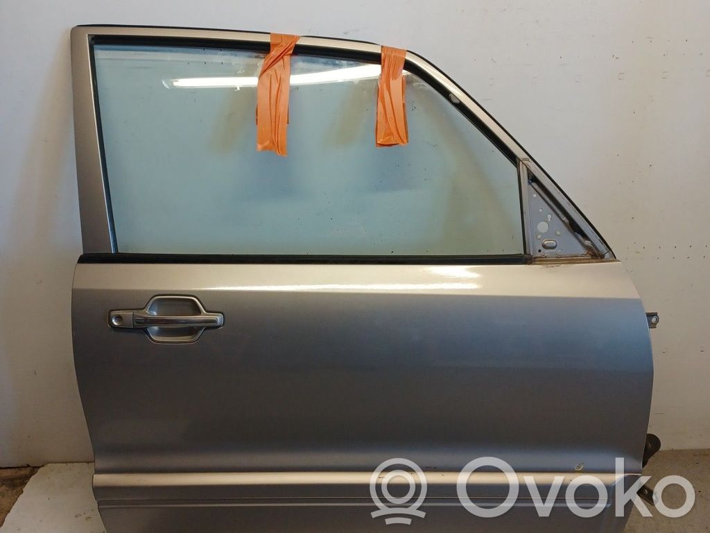 Mitsubishi Pajero Puerta delantera 