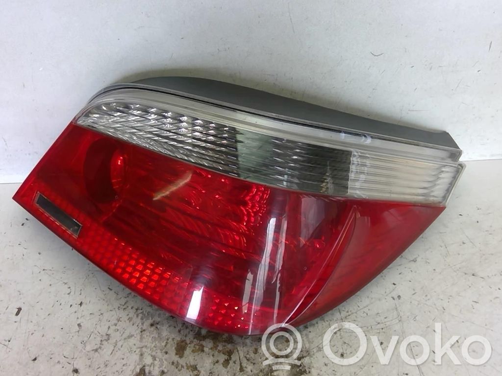 Luz trasera/de freno   63217361592