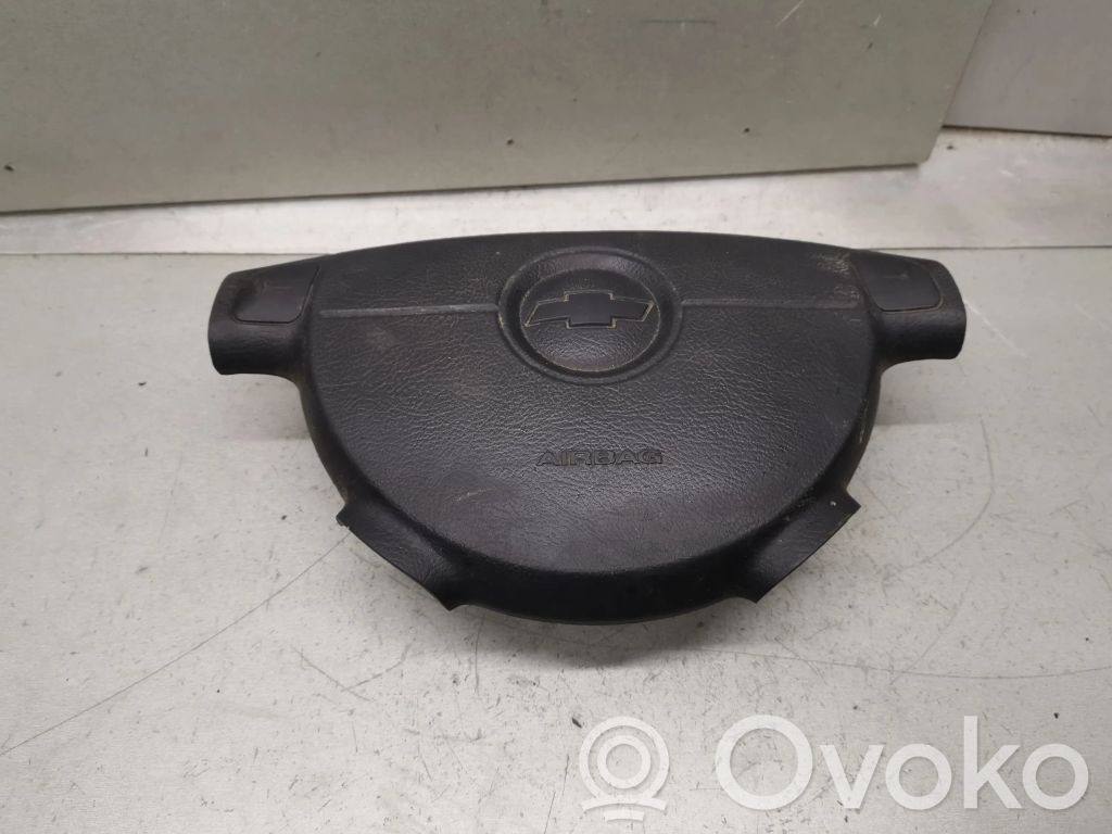 Chevrolet Kalos Vairo oro pagalvė 