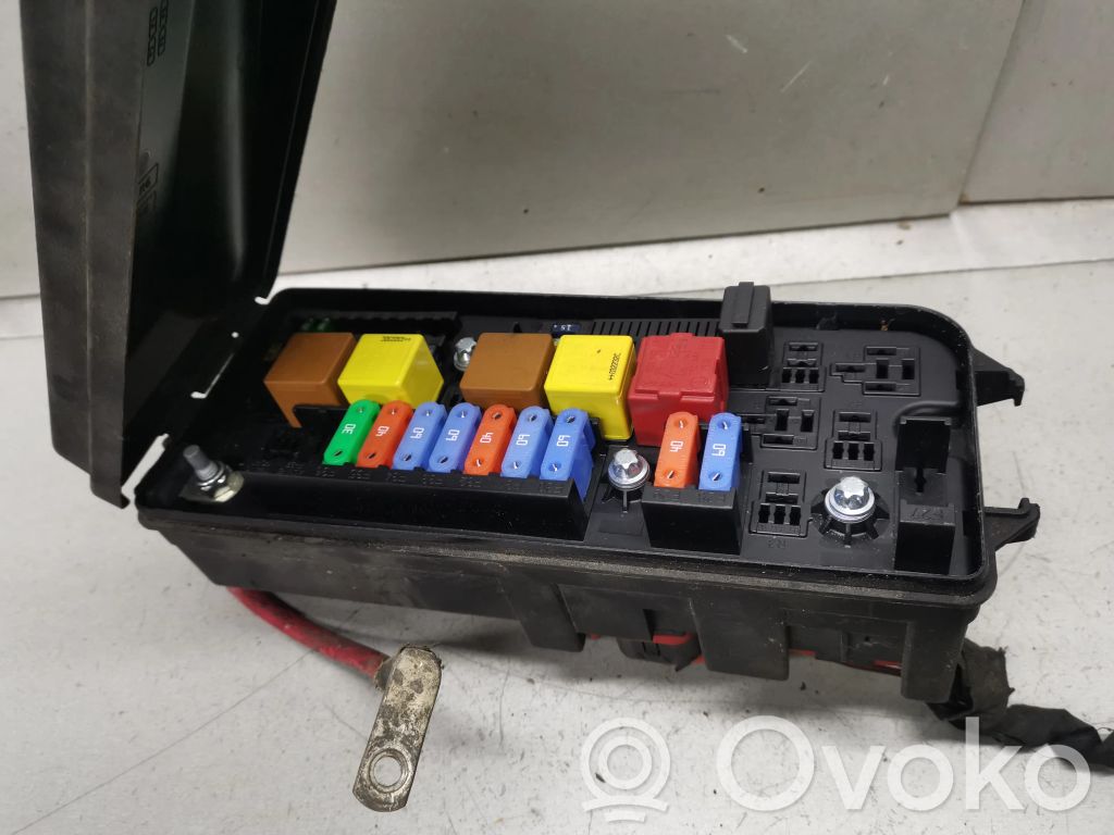 Módulo de fusible   13144709