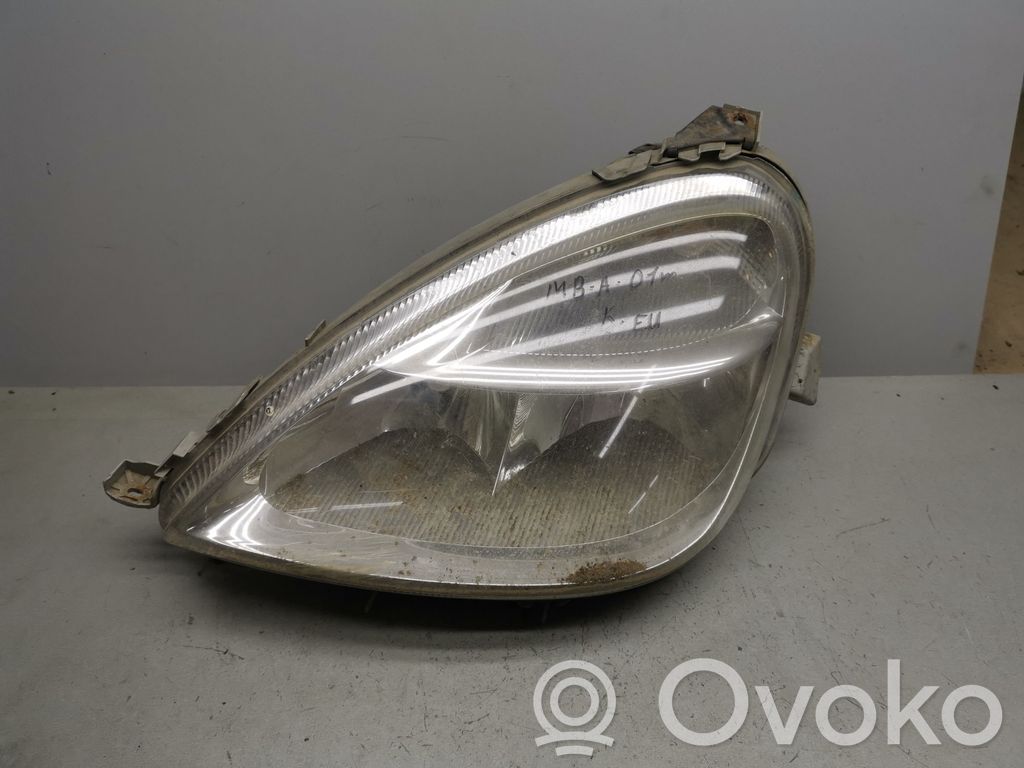 Mercedes-Benz A W168 Lampa przednia 